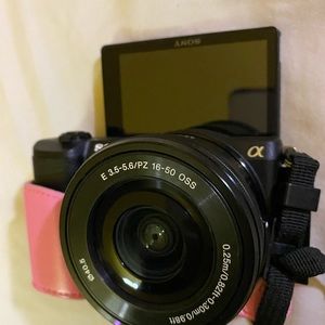 Sony a5100 16-50mm Interchangeable Lens Camera